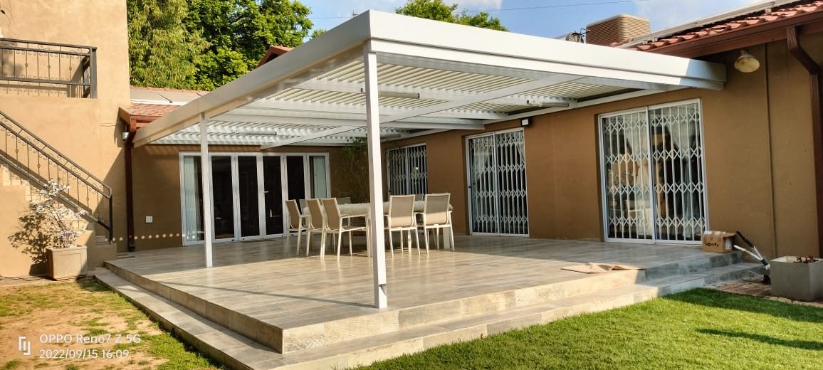White Louvre with Downlights — Benoni
